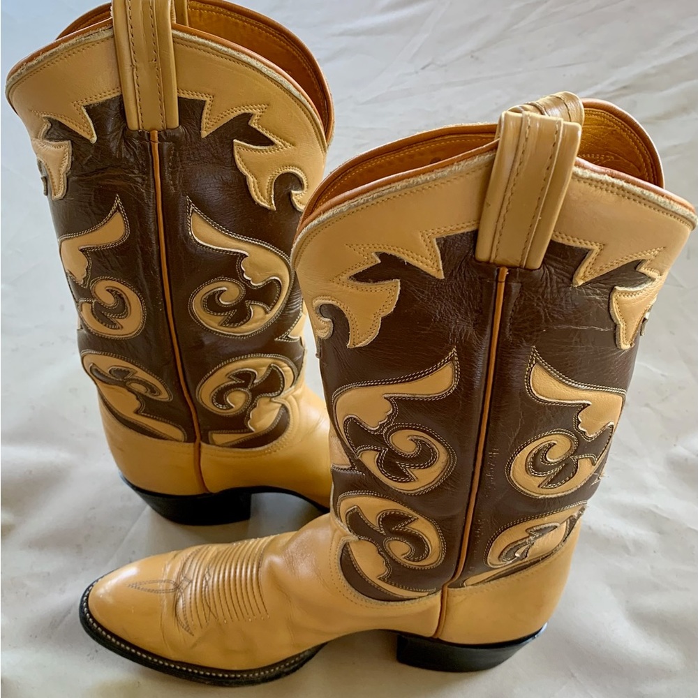 Tony Lama vintage cowboy boots - size 11